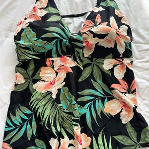 Shade & Shore Leaf Print tankini